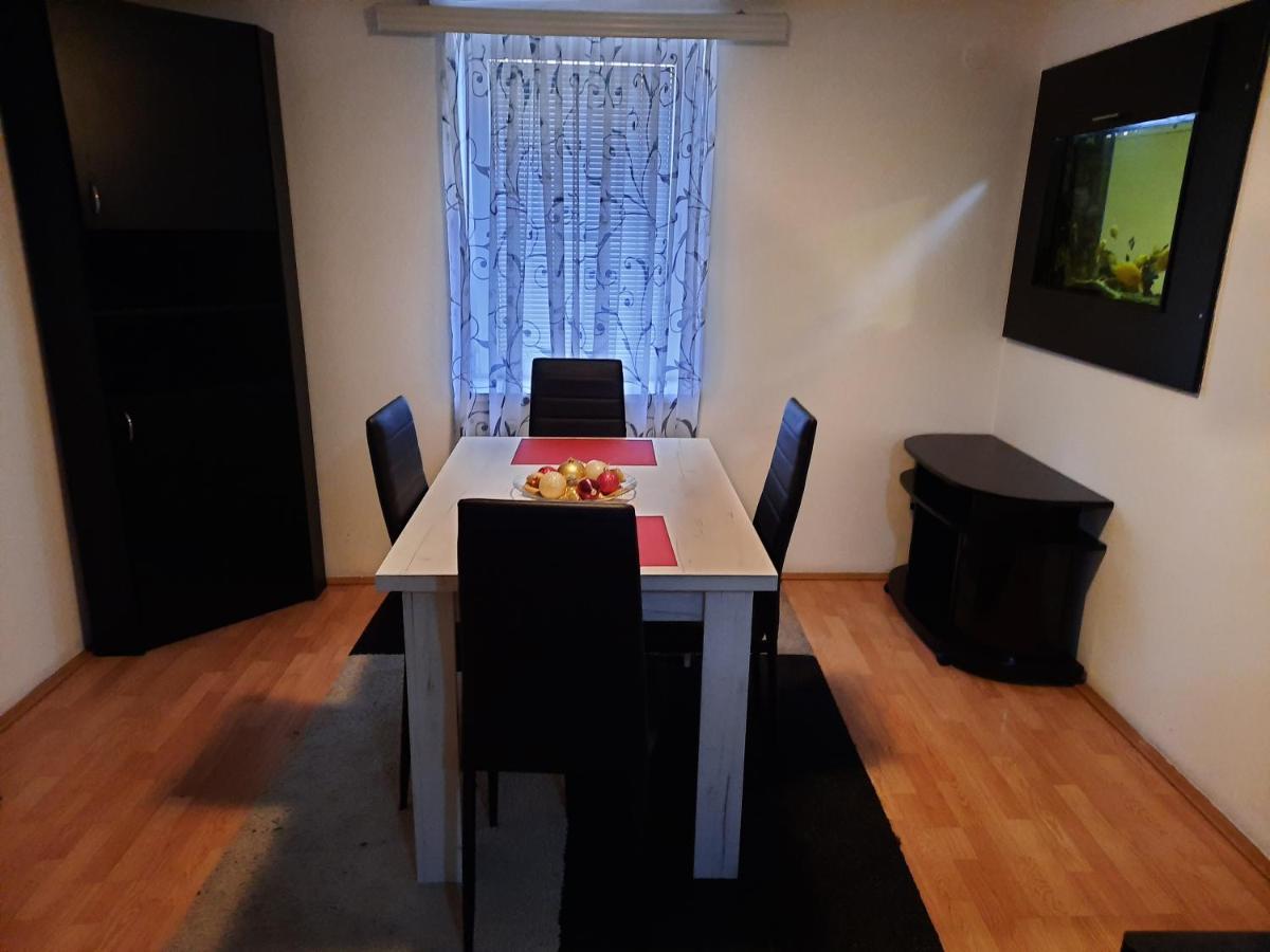 Downtown Appartement Smederevo Buitenkant foto