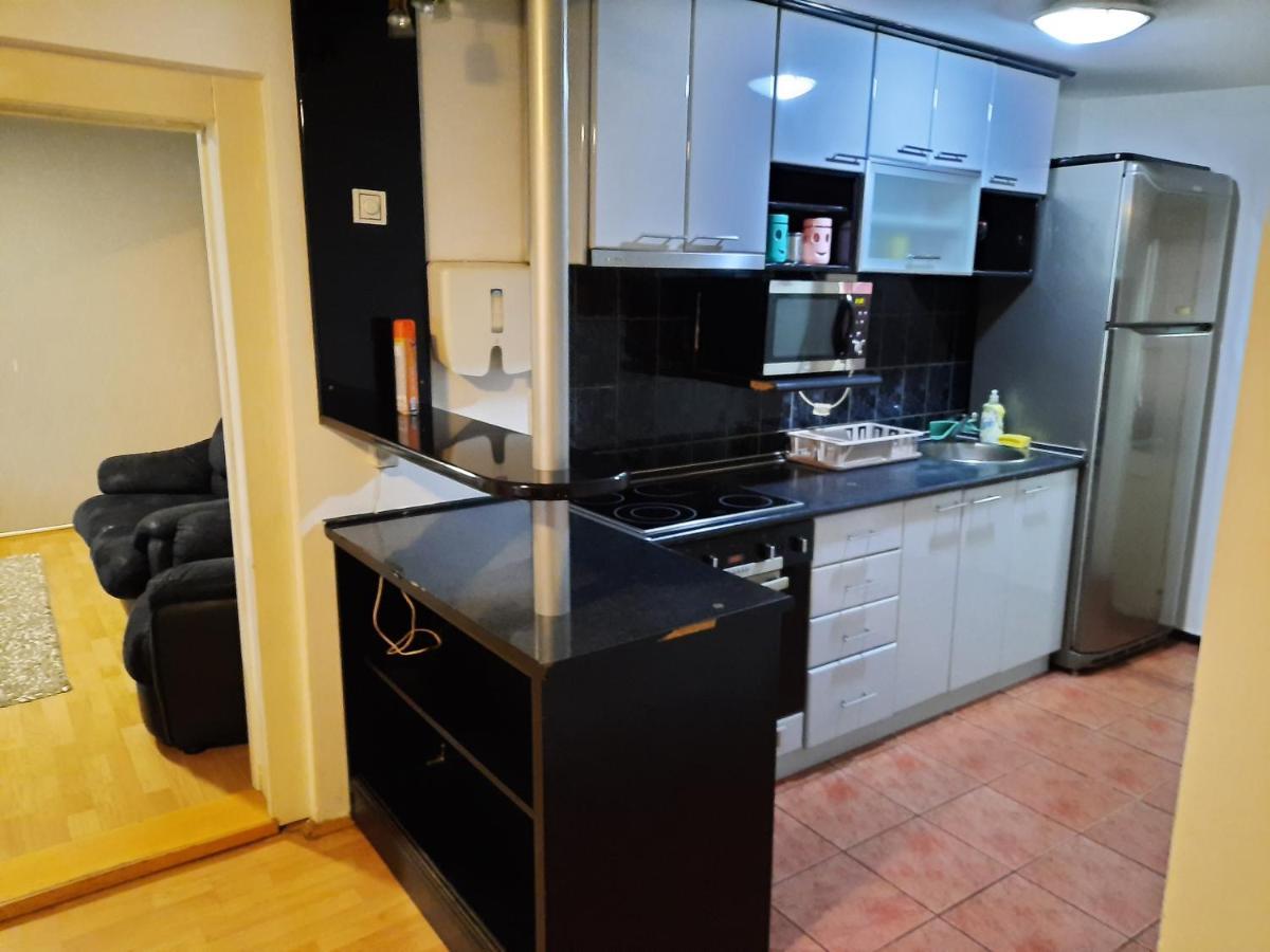 Downtown Appartement Smederevo Buitenkant foto